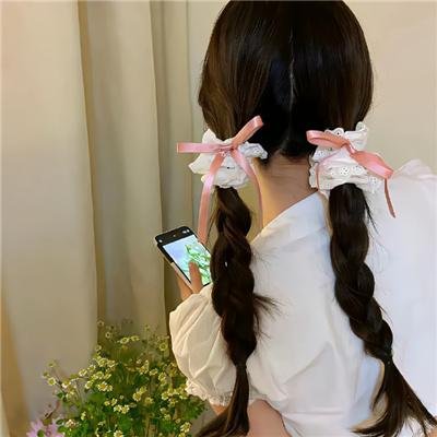血红溅白纱